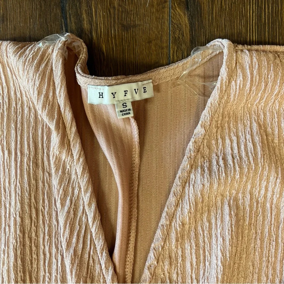 HYFVE pink crinkle jumpsuit SZ SM - Picture 6 of 6